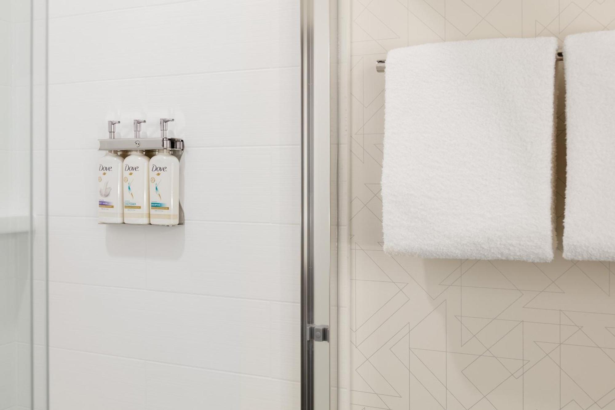 Holiday Inn Express Toledo North By Ihg Eksteriør billede