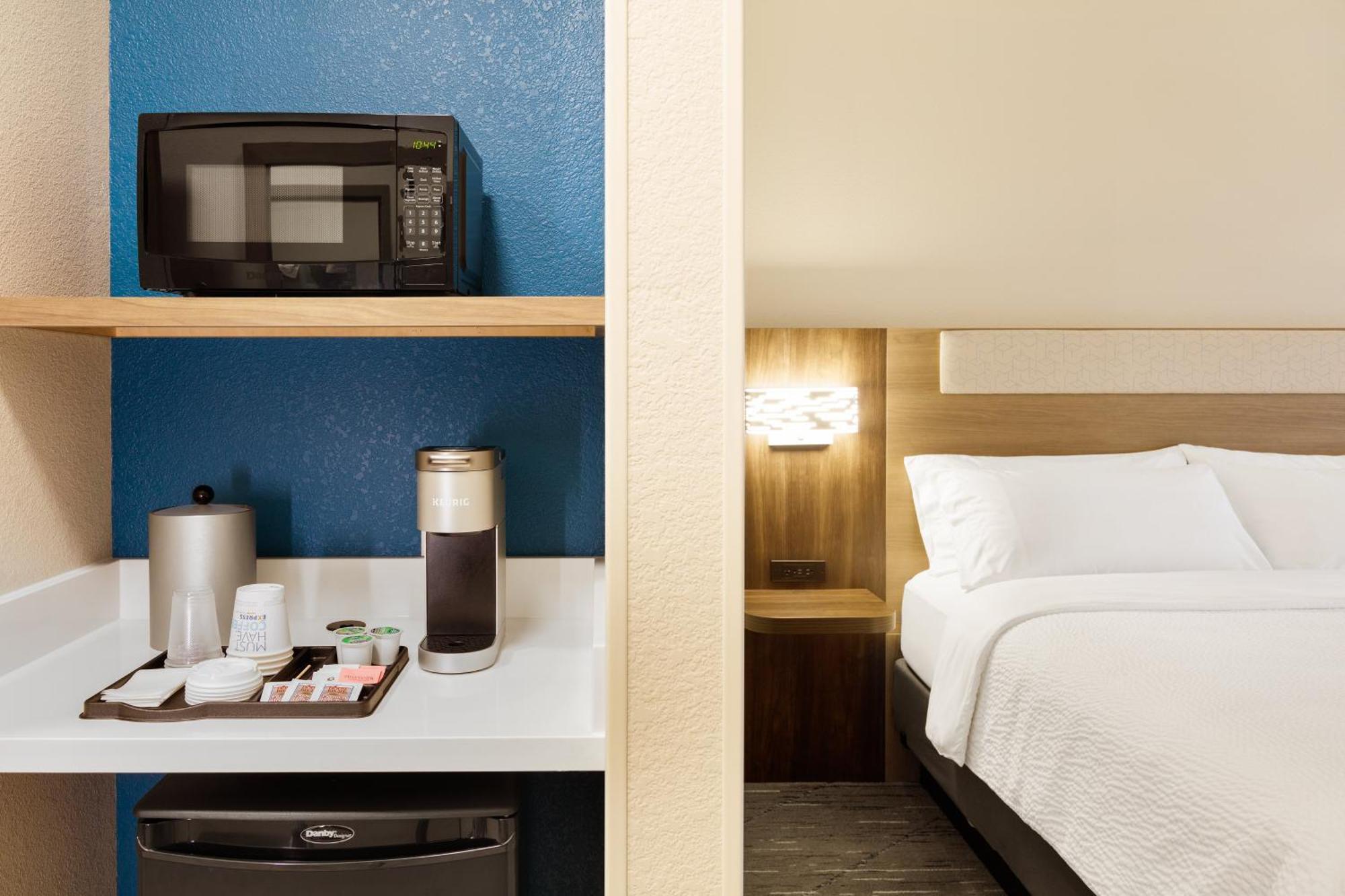 Holiday Inn Express Toledo North By Ihg Eksteriør billede