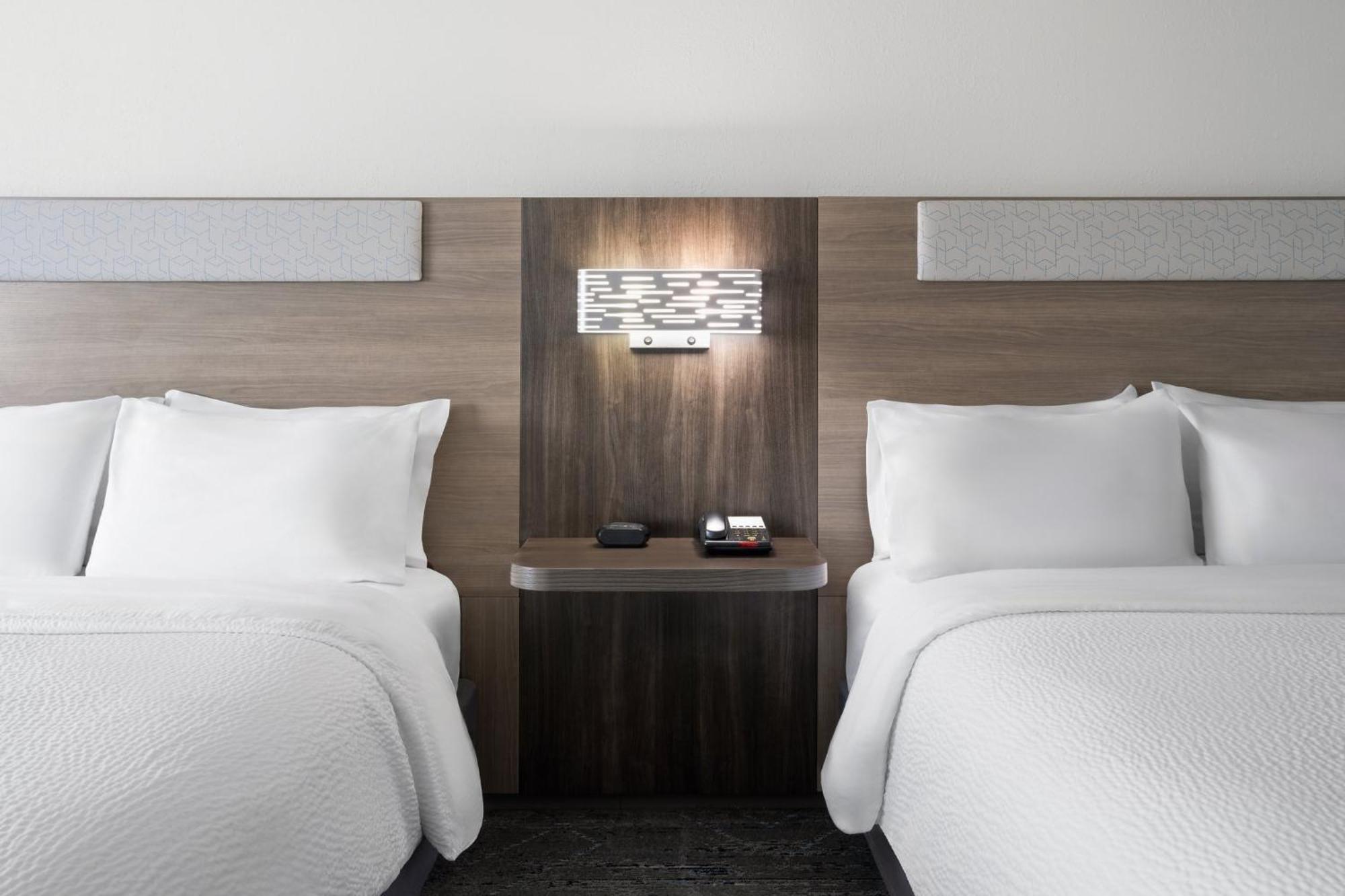 Holiday Inn Express Toledo North By Ihg Eksteriør billede